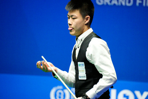 也充满了对 也充满了对