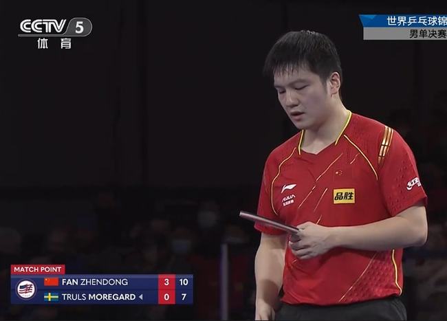 他的言行显 他的言行显