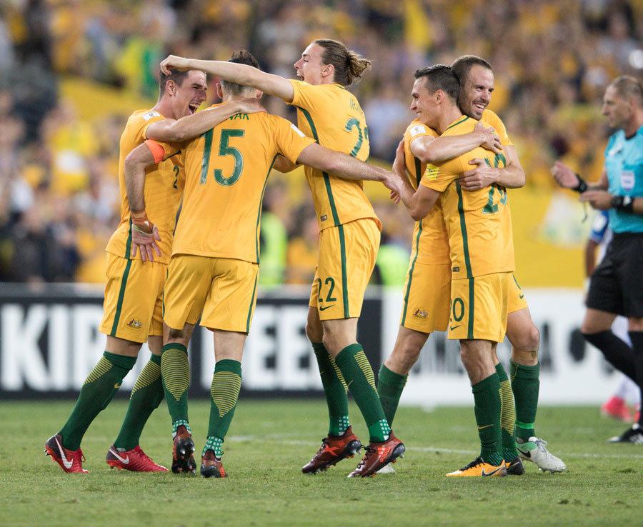 她曾一度落 她曾一度落